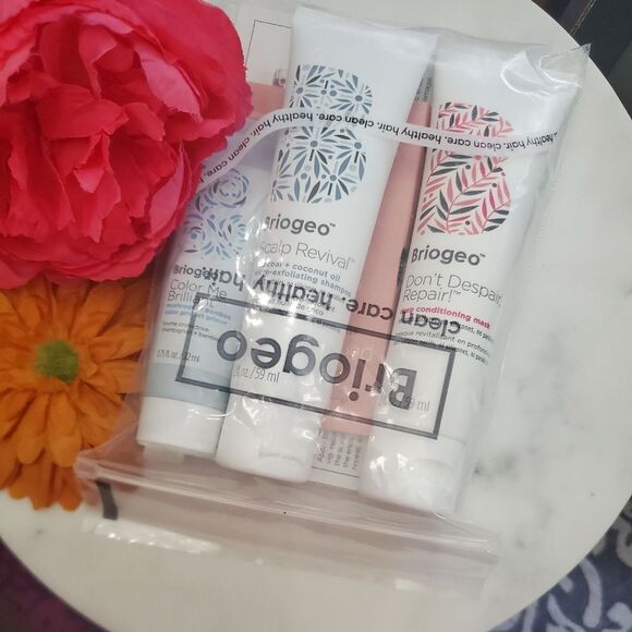 Briogeo Repair Mask, Exfoliating Shampoo & Color Treated Hair Primer Travel Set - Picture 8 of 12